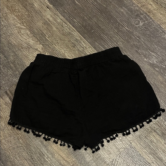 Me to We Black High Waist Shorts with Colorful Embroidery - Picture 2 of 7